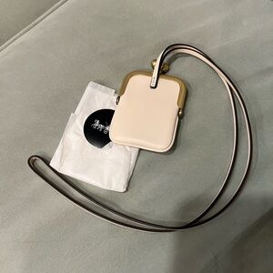 Coach Runway Rectangle Kisslock Necklace Pouch brass/chalk